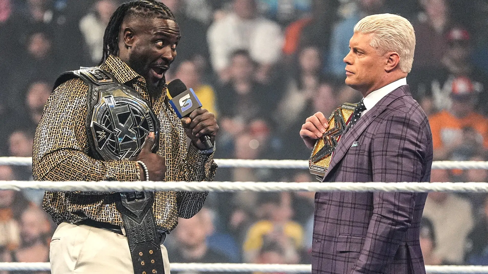 Oba Femi, WWE Ana Kadro Baskısıyla Nasıl Baş Ettiğini Açıkladı