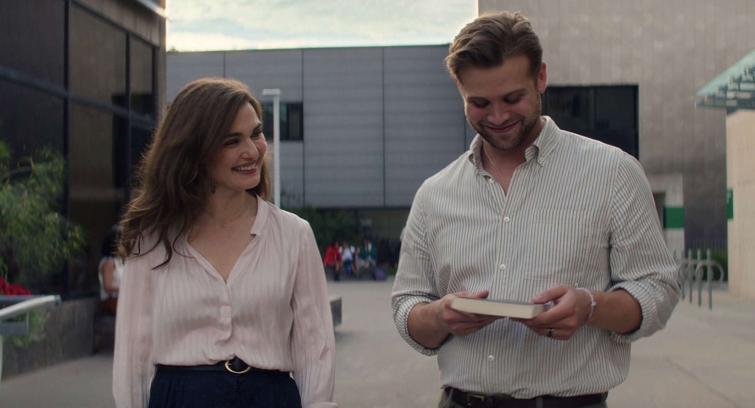 Vladimir İncelemesi: Orta Yaş Krizine Dair Rahatsız Edici Bir Satyre